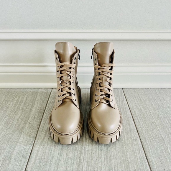 NWOT Genuine Shearling and Leather Beige Boots - Picture 1 of 7